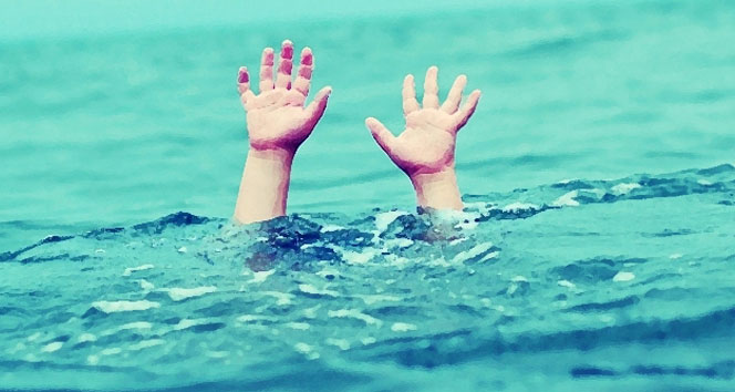 Havuz Kenarında Yapılan Şaka Genç Kızı Çıldırttı - 2