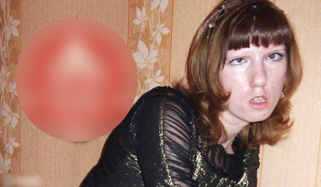 Rus Flört Sitelerinde Çekici Poz Vermeye Çalışırken Ürkütücü Pozlar Veren 15 Rus Kadın - 3