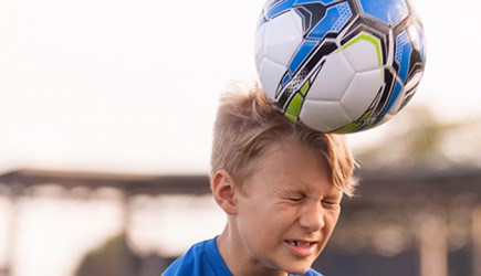 Futbolda Devrim! Topa Kafa Vuruşu Yapmak Yasaklanıyor